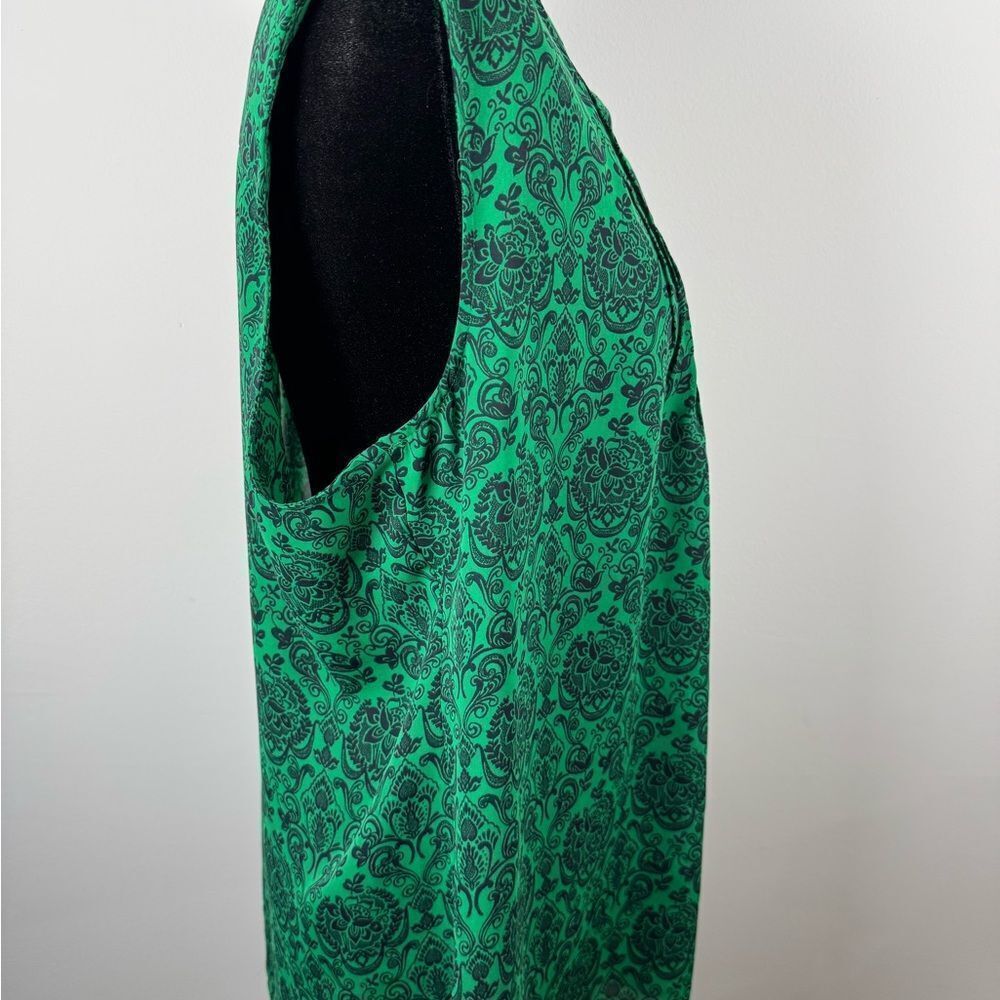 Banana Republic Green Sleeveless Blouse with Mandarin Collar - Picture 7 of 10